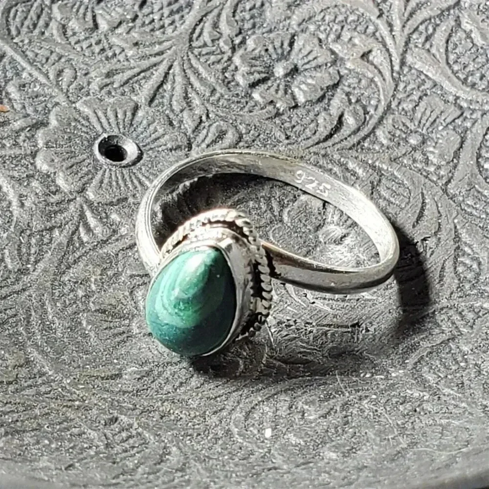 Artisan India Green Malachite 925 Sterling Silver Plated Gemstone Ring Size 6.5